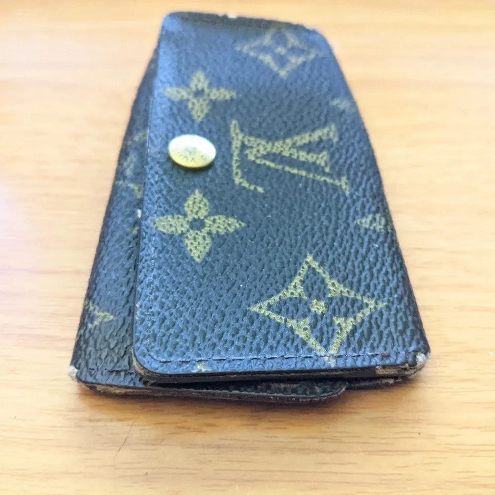 Louis Vuitton Monogram Key Holder/Wallet #798💥PRICE DROP💥